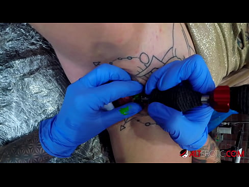 ❤️ Extrem tätowierte Hottie Sully Savage hat ein Tattoo auf ihrer Klitoris ️ Super sex bei porn de.villagesexvideos.ru